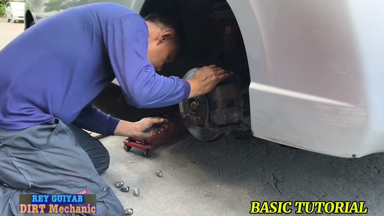 HONDA CIVIC FD: May kumakaskas sa kanang gulong at pag 50kph naman may umiingay. | DIRT MECHANIC