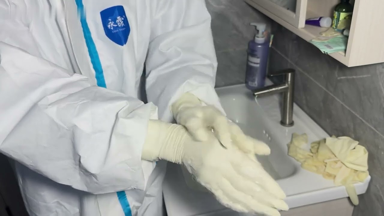 Glove ASMR