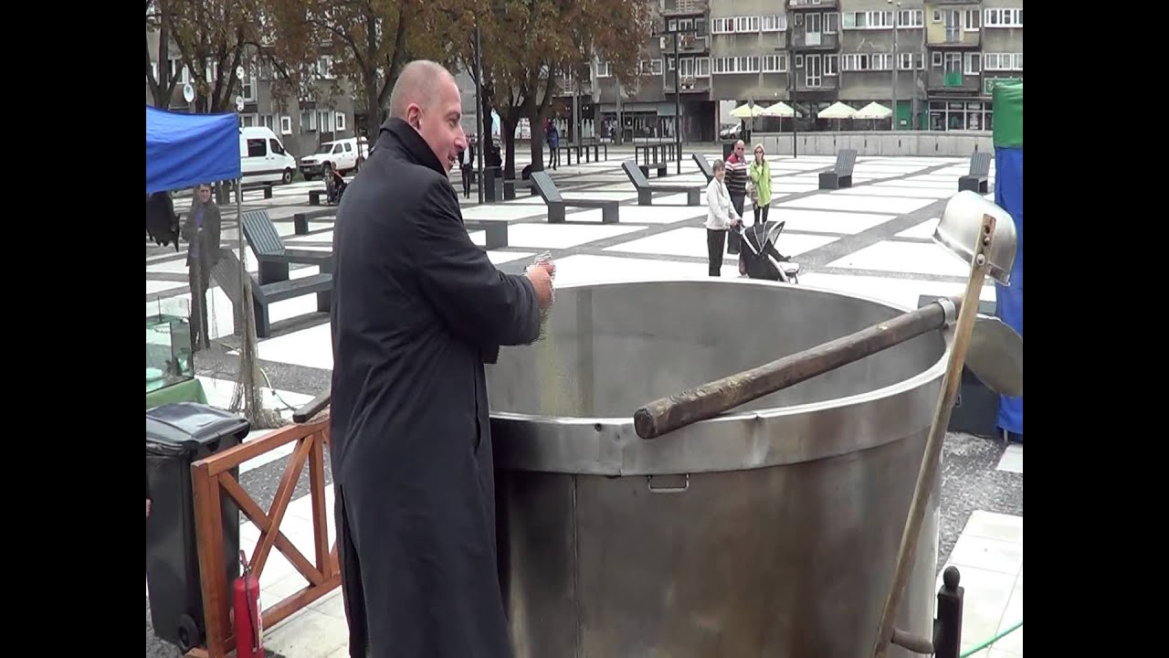 Prezydent Wrocławia Rafał Dutkiewicz i żur na Nowym Targu
