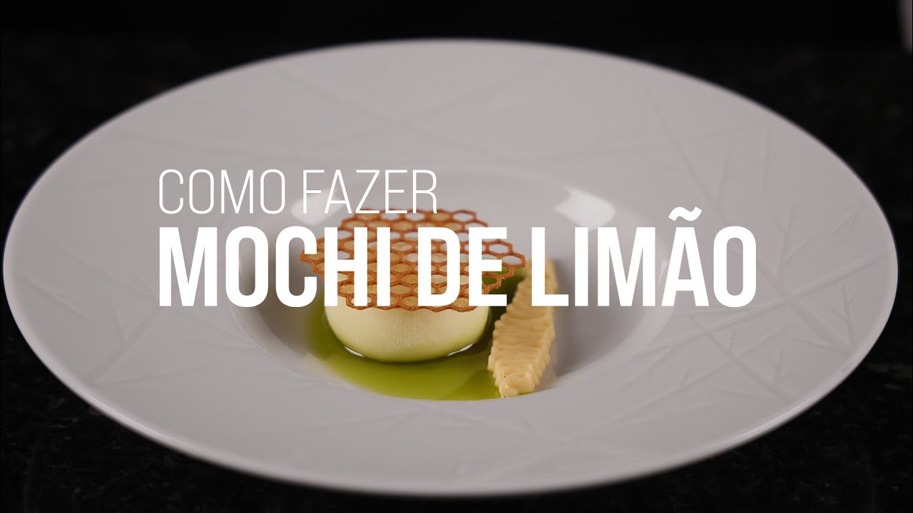 Mochi de limão, favo de mel, mousse de citrinos e óleo de ervas