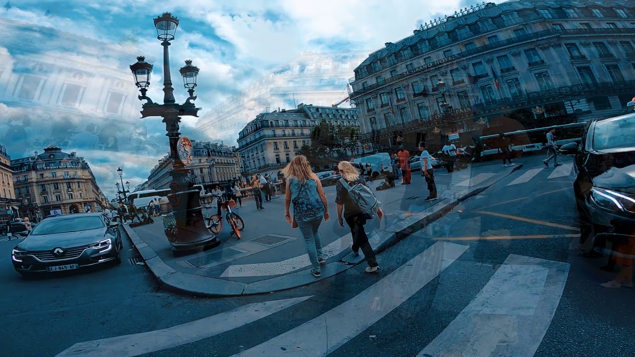 Patinete em Paris.