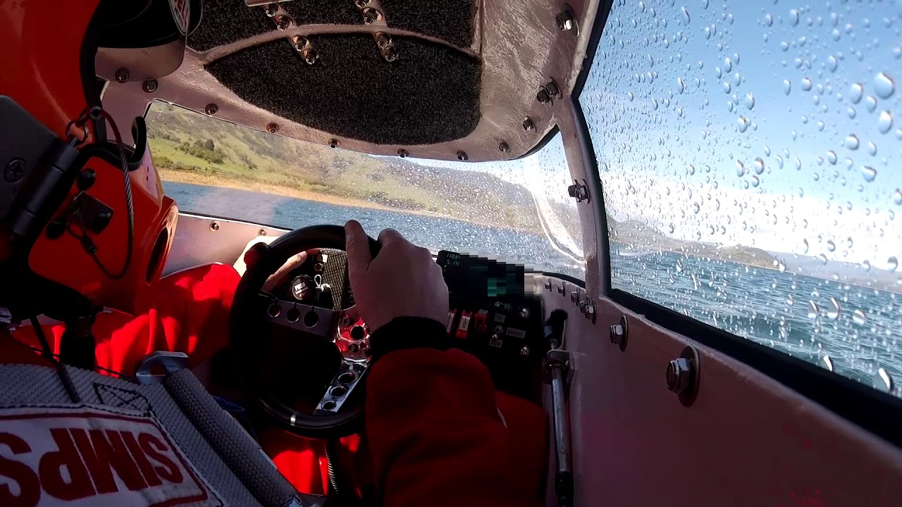 Spirit of Australia II testing on Blowering Dam .September 2017