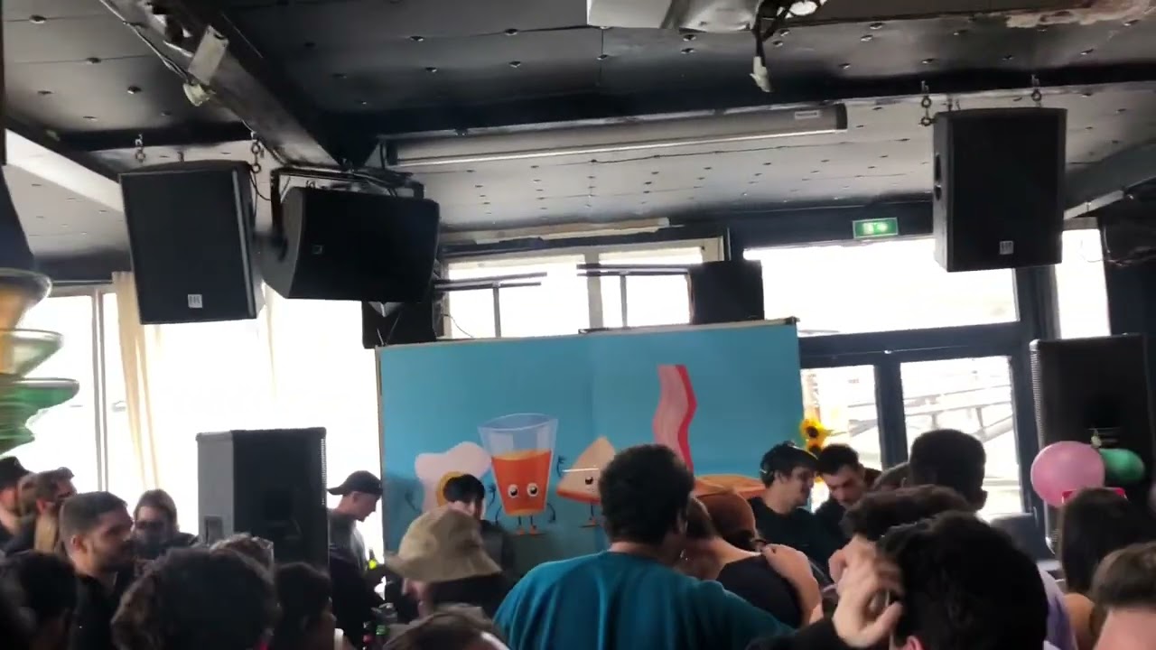 Lumbago @ Breakfast Club / Café Barge