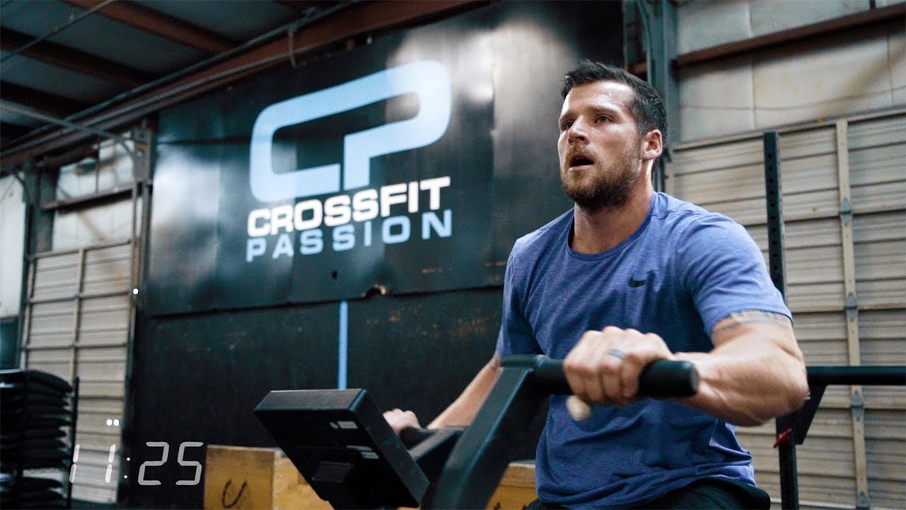 Ski Erg, Handstand Walk, Echo Bike & Farmers Carry w/ Travis Mayer