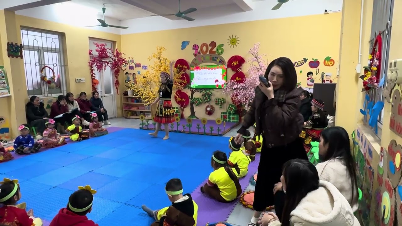 LVPTTM (ÂN): Dạy VĐ: Mùa xuân của em (Đối tượng 4 - 5 tuổi)