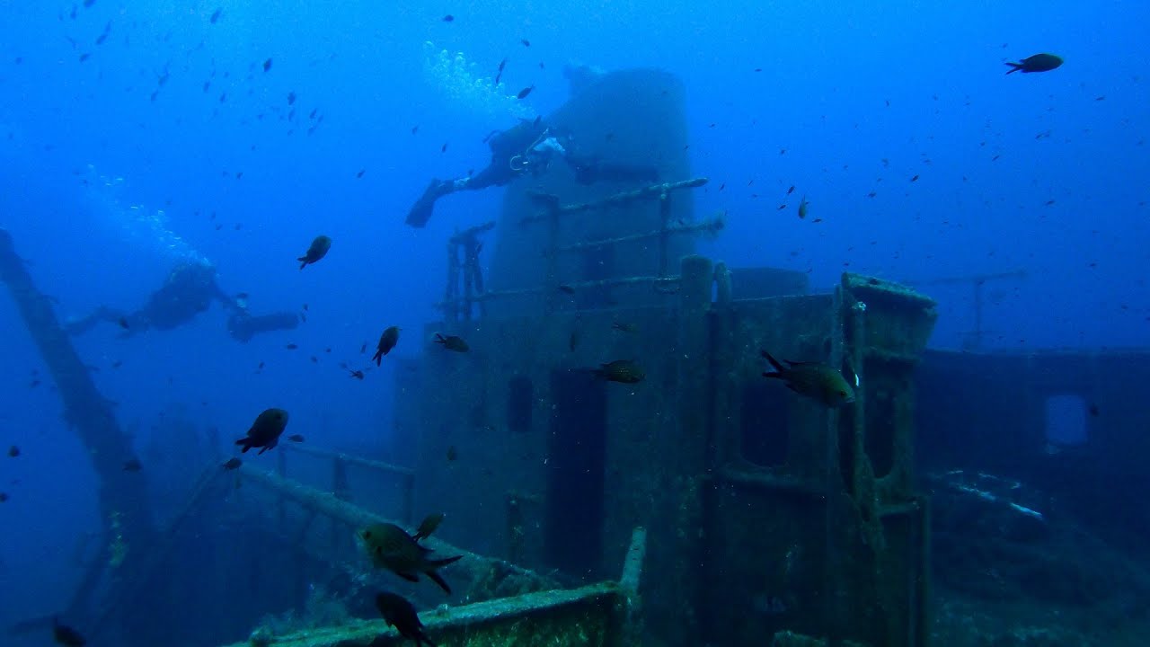 Submerged World: Um El Faroud
