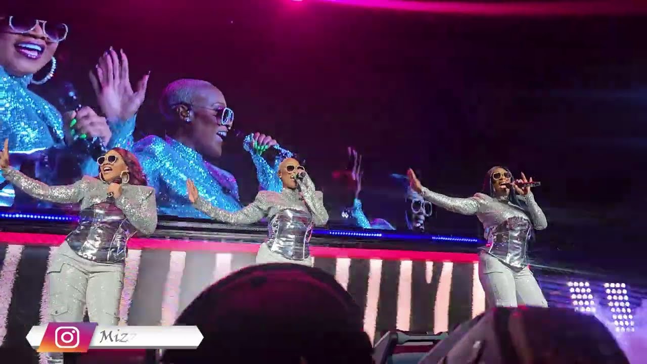 SWV Performing 'Can We' on The Queens of R&B Tour in St. Louis 🔥