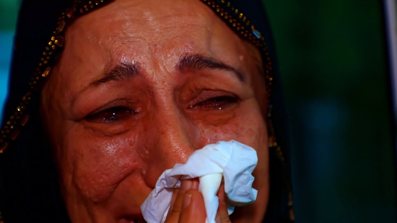 حلقة كاملة /ابن يطرد امه بالشارع وينشر خبر موتها الكاذب داخل المنطقة وهي على قيد الحياة #علي_عذاب