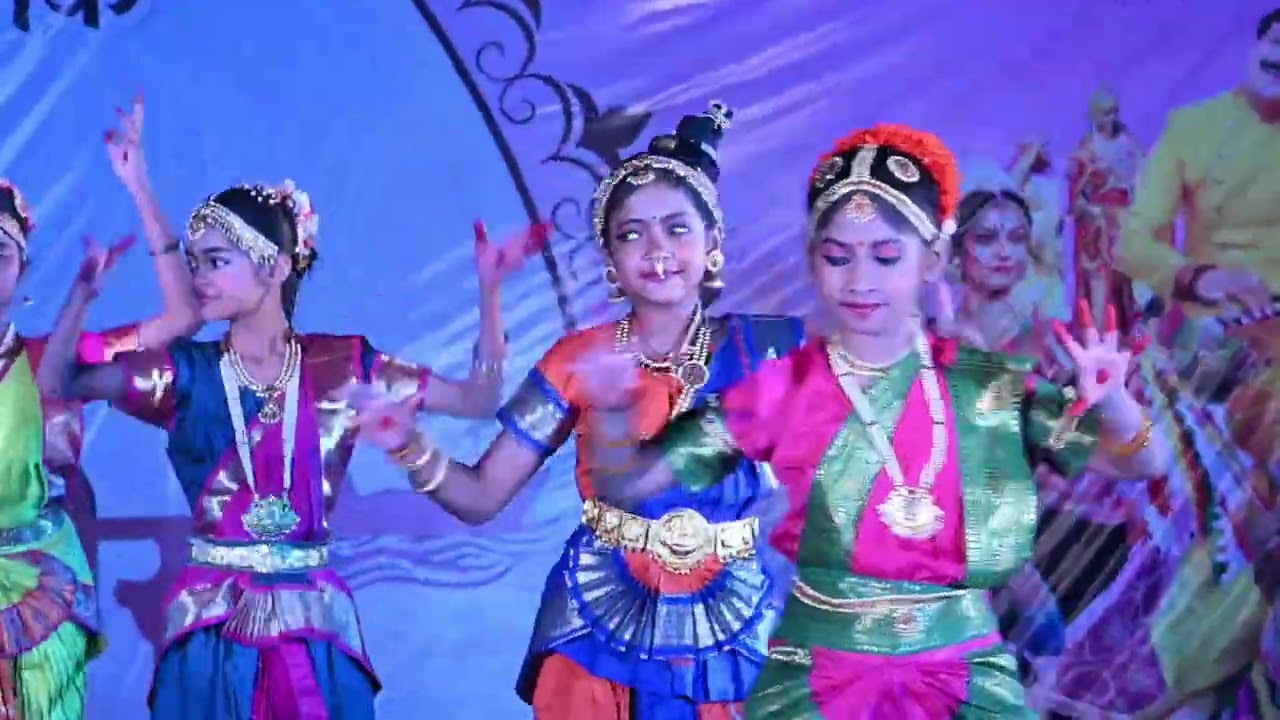 005 BHARATNATYAM, SAROJ DHINGRA CHALO MAN GANGA YAMUINA TEER, NCZCC, MAGH MELA