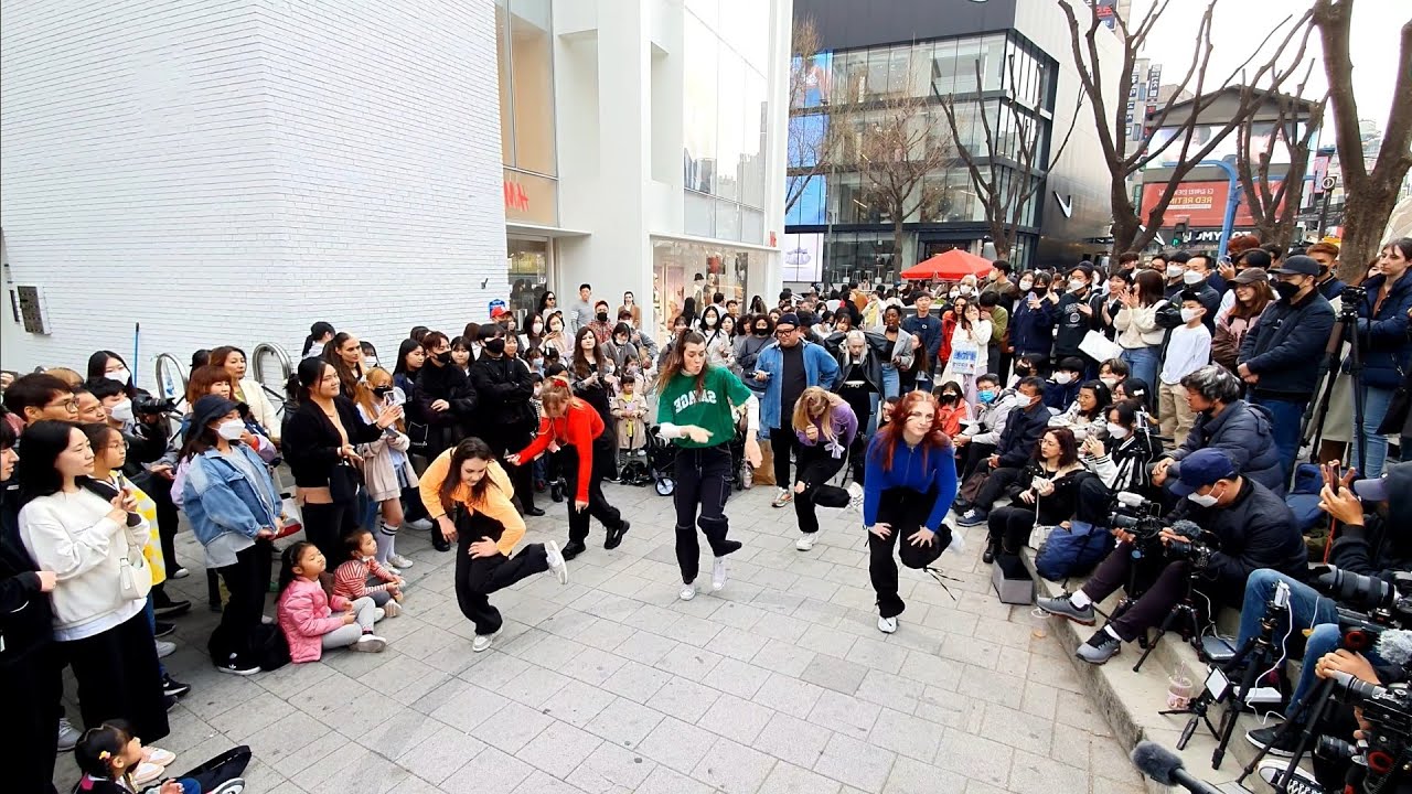 [STREET ARTIST] BLACK MIST. HONGDAE BUSKING. 230325.
