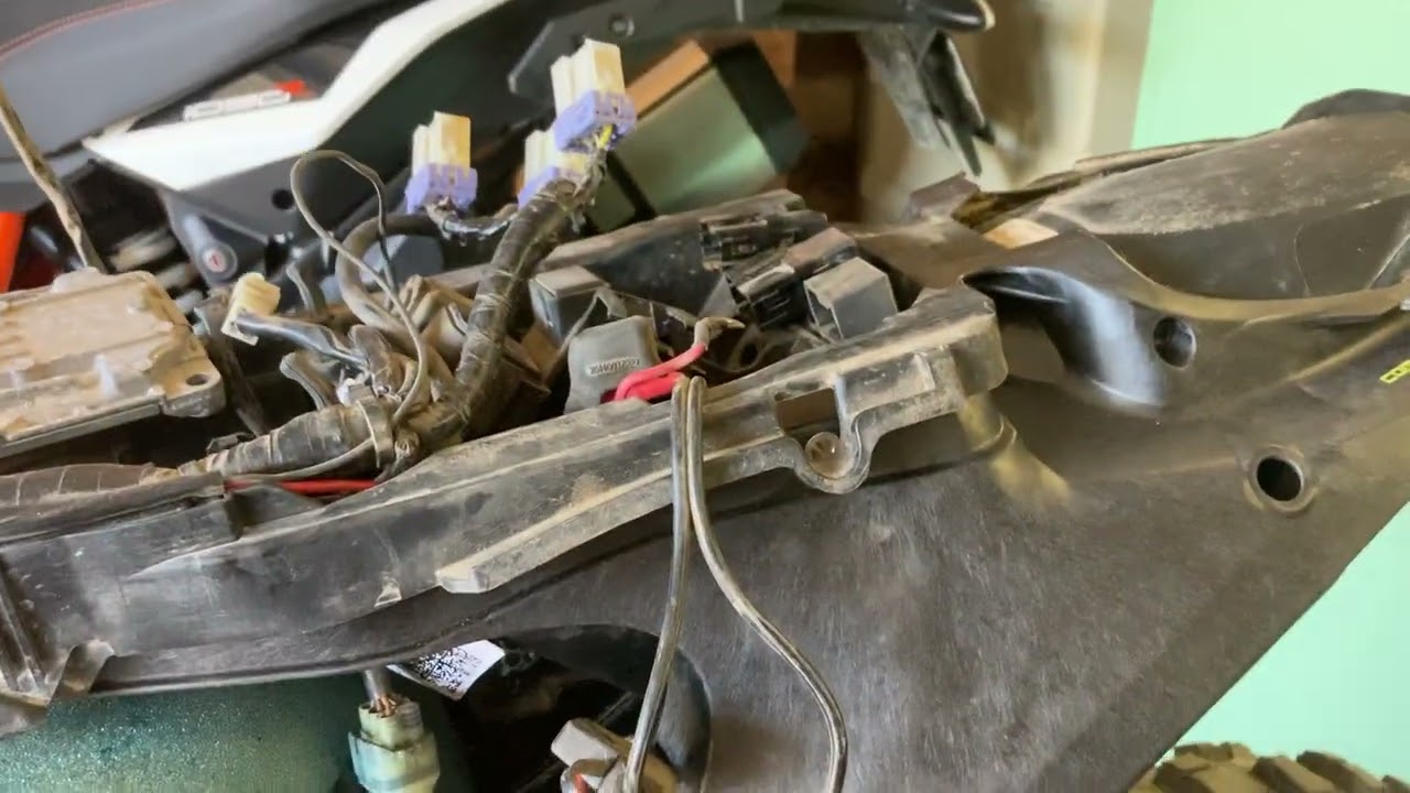 HOW TO: Remove and replace the subframe on a 2020/2021 Husqvarna TE300i