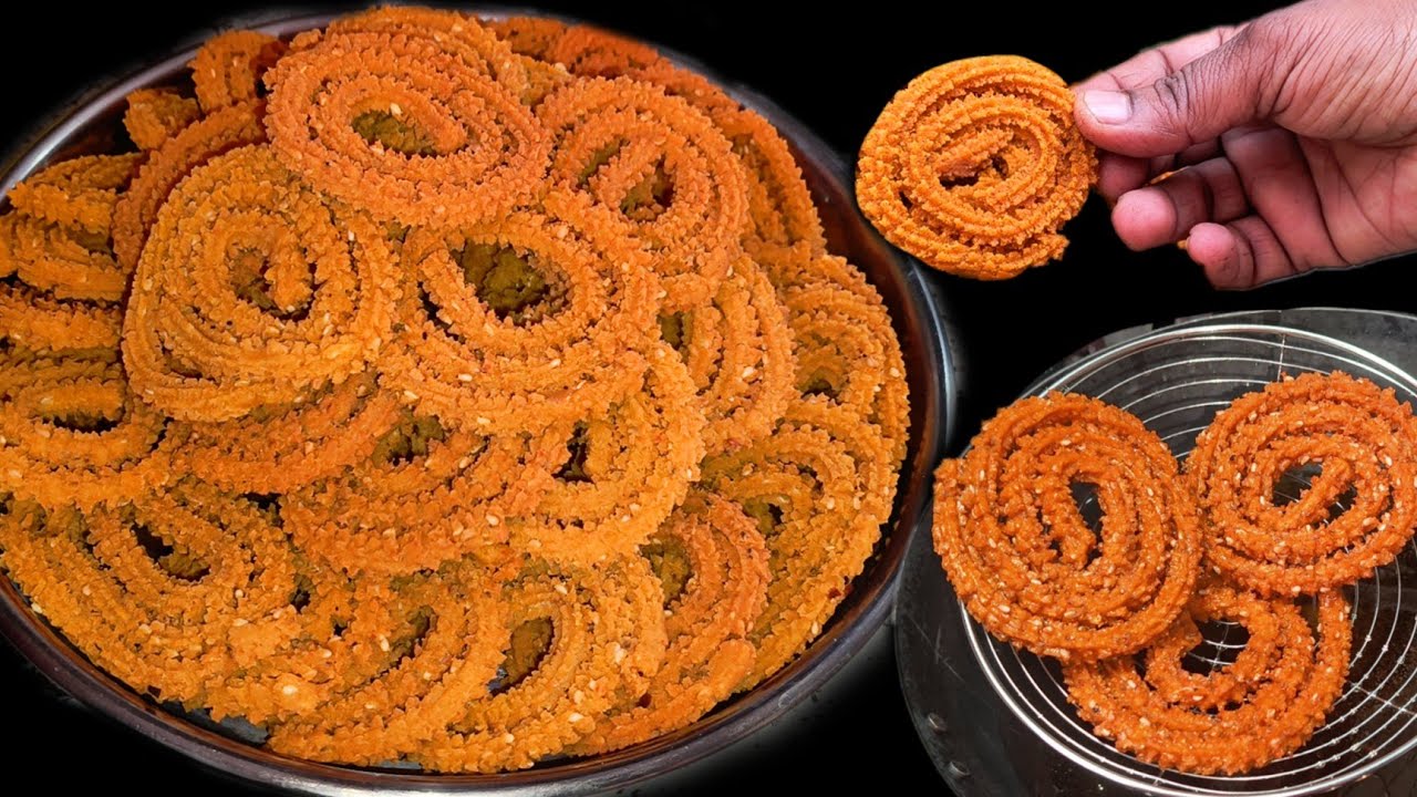 ಗರಿಗರಿಯಾದ ಬಾಯಲಿಟ್ಟರೆ ಕರಗುವಂತ ಚಕ್ಕಲಿ ಮಾಡುವ ವಿಧಾನ / crispy Chakli recipe in Kannada / chakkali recipe 