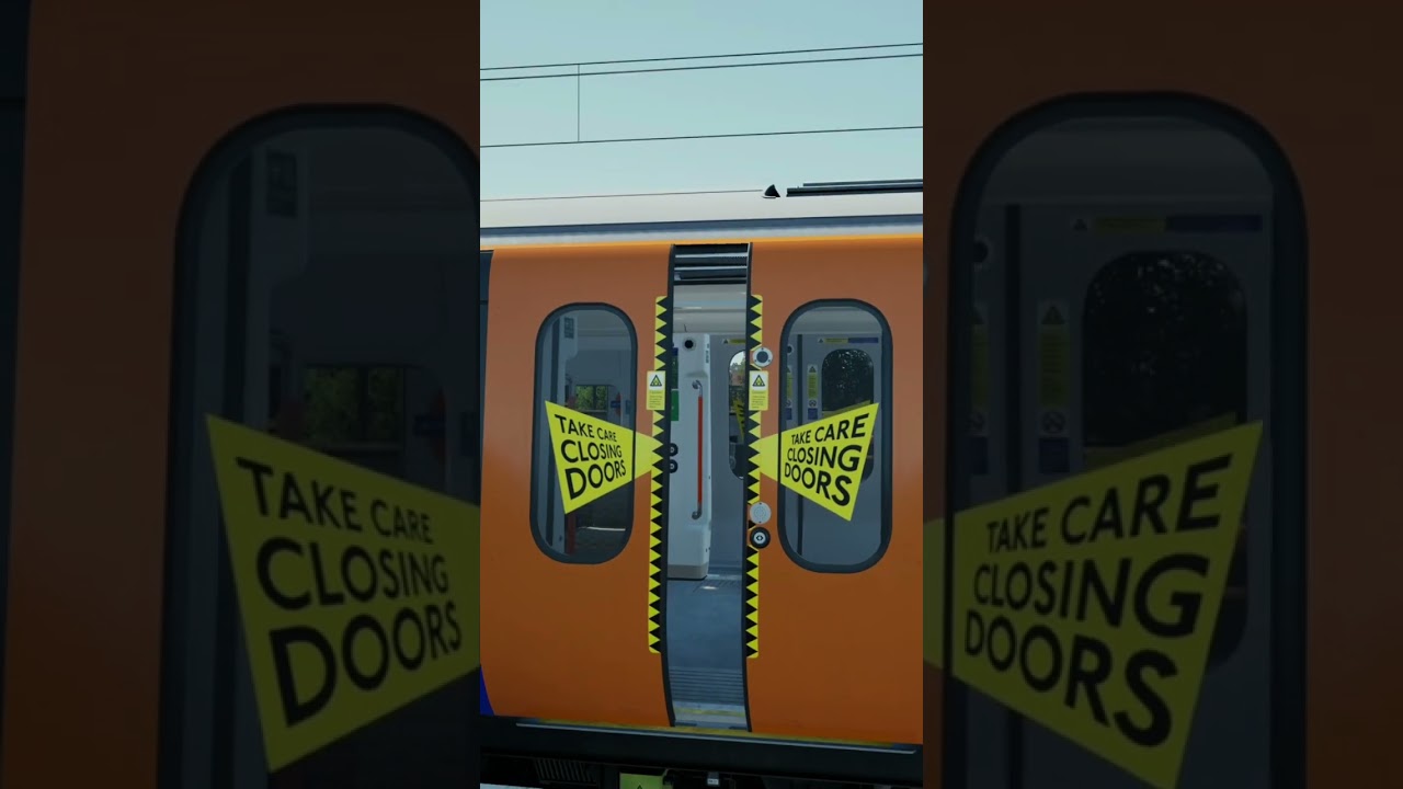 London Overground class 710 doors opening