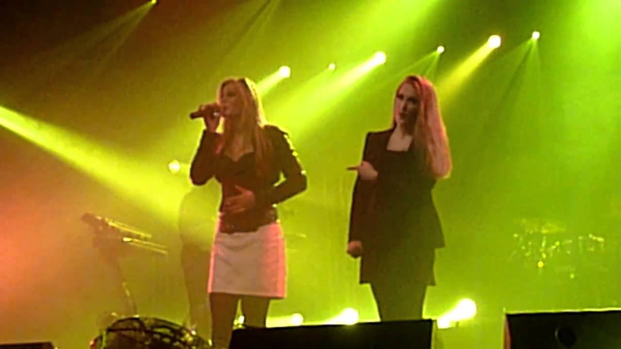 Sweet Curse - ReVamp duet with Simone Simons (Epica) - Live @MFVF 2010, Octobre 23rd HD