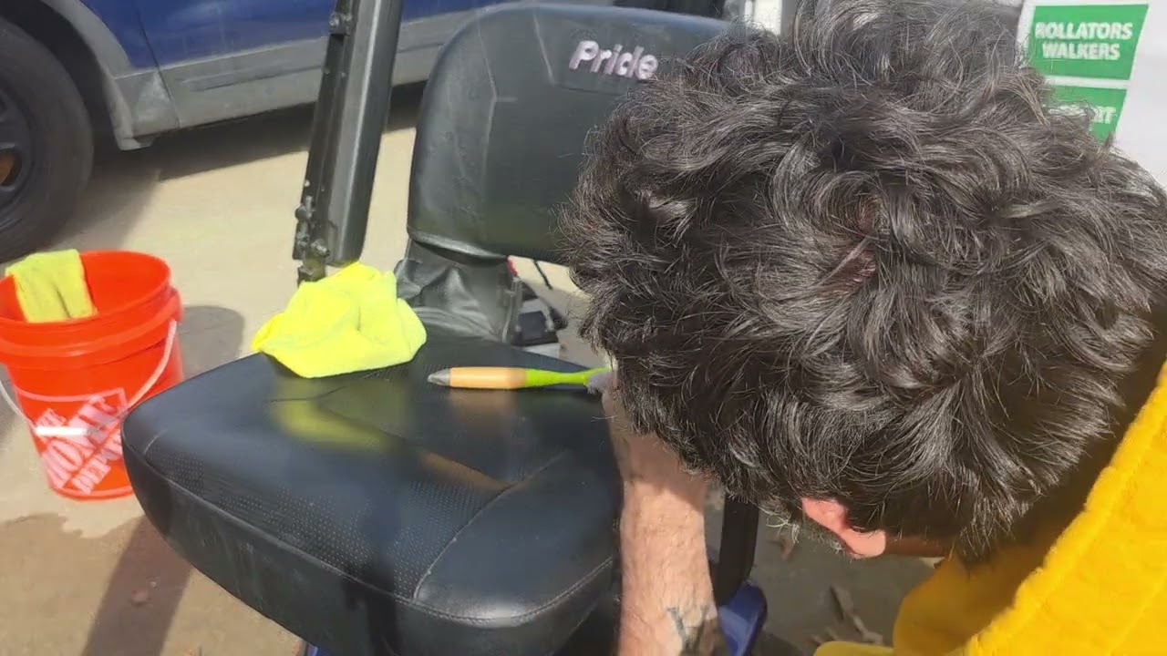 How to Replace A Pride Mobility Victory 10 Arm Rest.