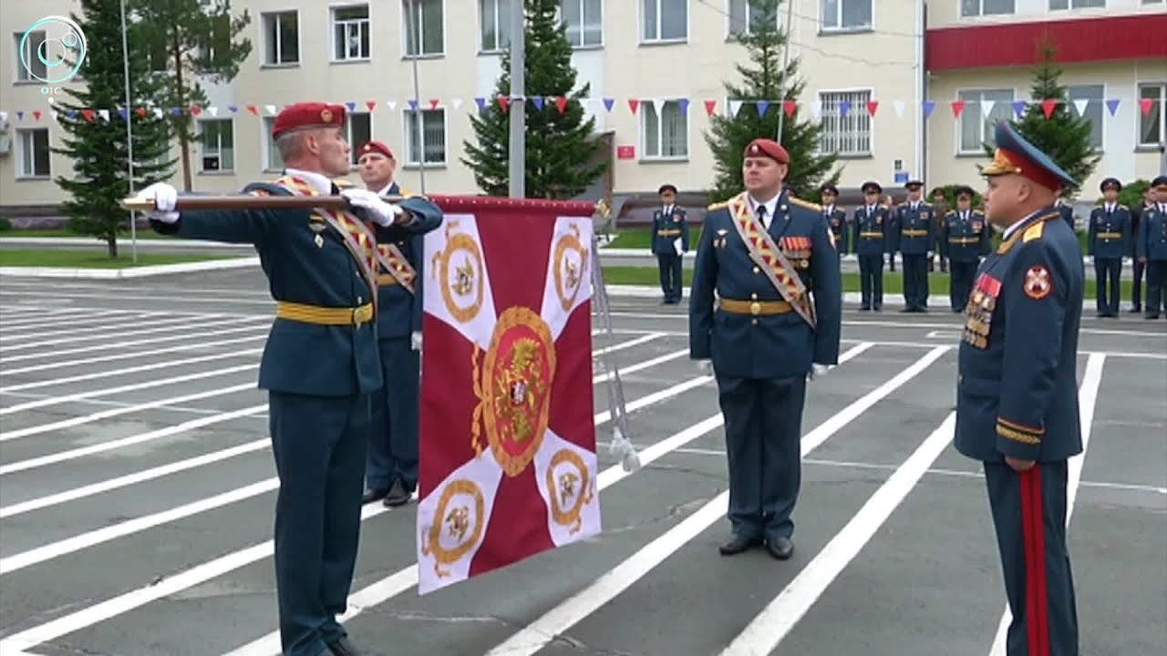 Новосибирский военный институт имени Яковлева получил новое Боевое знамя