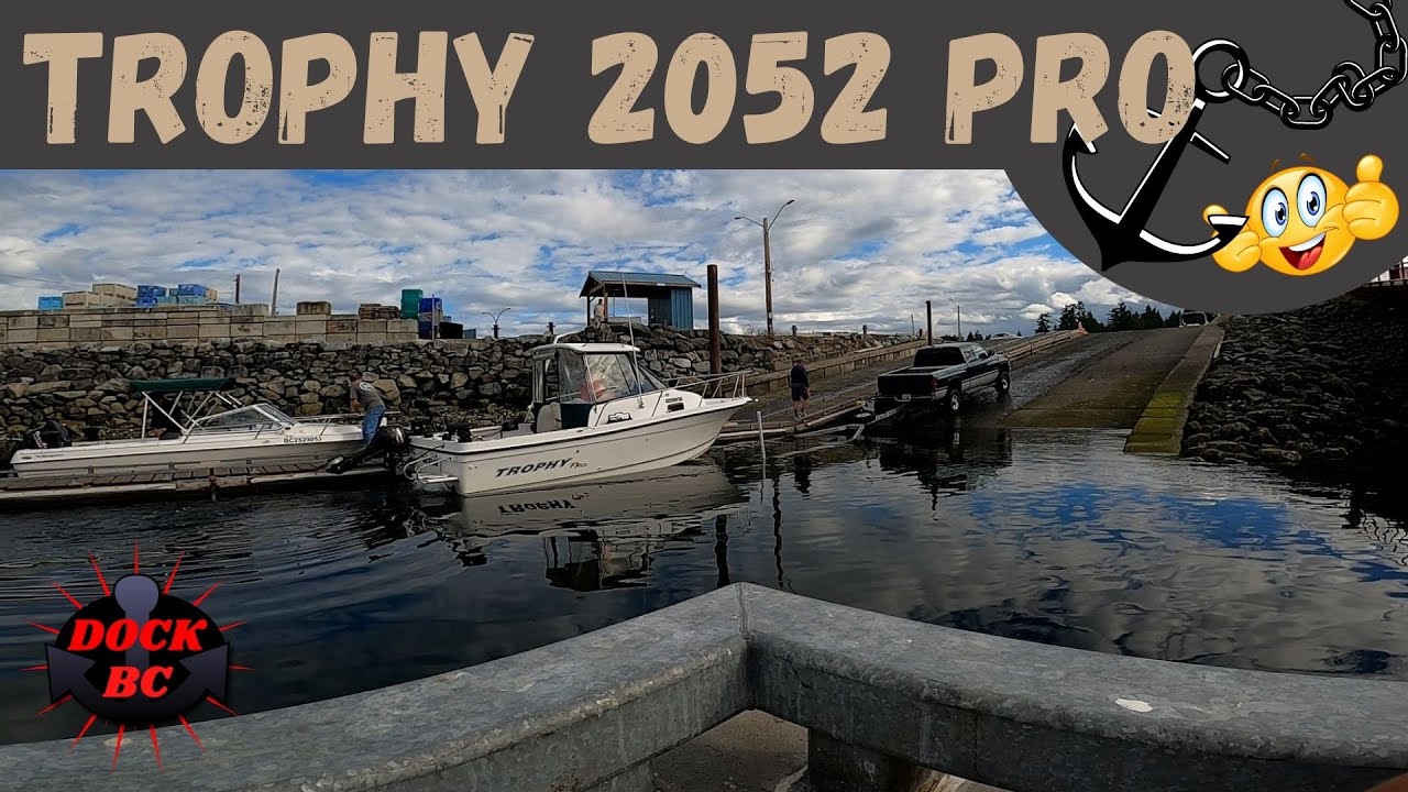 Trophy 2052 Pro / Dock BC