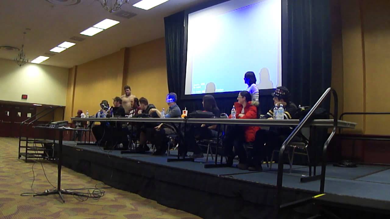 Team Four Star Reads 50 Shades of Grey at Youmacon 2012