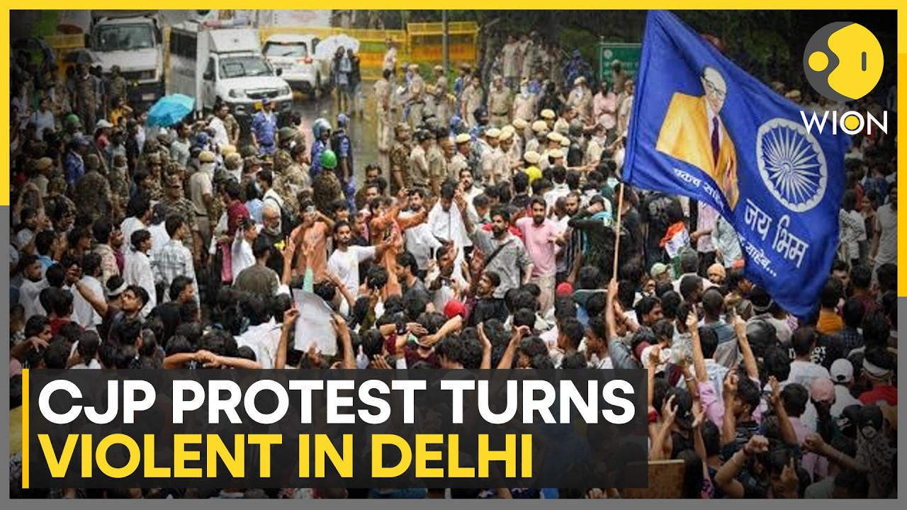 Chaos at Delhi&rsquo;s Jantar Mantar as Protest Turns Violent; ACP Injured in Fresh Clash with Police