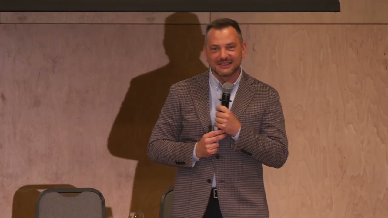 Michał Latuszewski - Uprawnienia przedsiębiorcy telekomunikacyjnego względem abonenta-dłużnika PKE