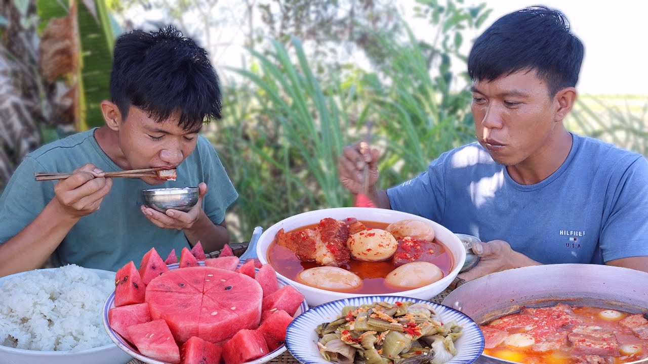 Nhớ Nồi Thịt Heo Kho T&agrave;u Thơm Ngon Qu&ecirc; Nh&agrave; ● Bữa Cơm Tết Cuối Năm | VTNam Vlog #55