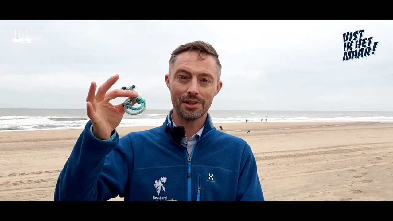 Waarom worden visnetten zo vaak gevonden als strandafval?