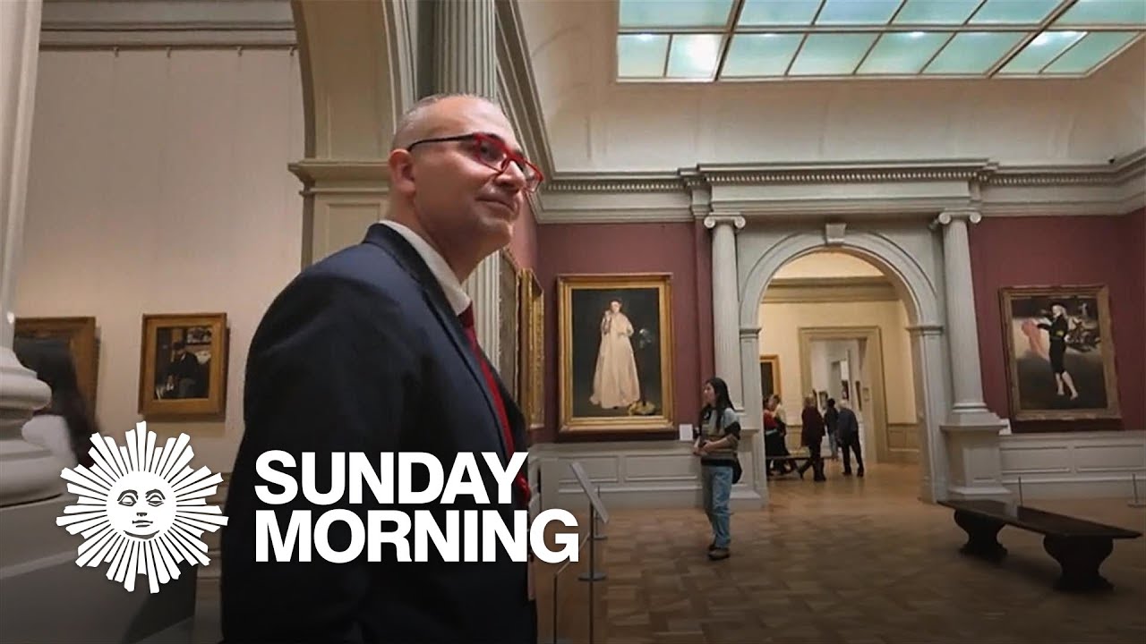 A Met Museum guard becomes a star
