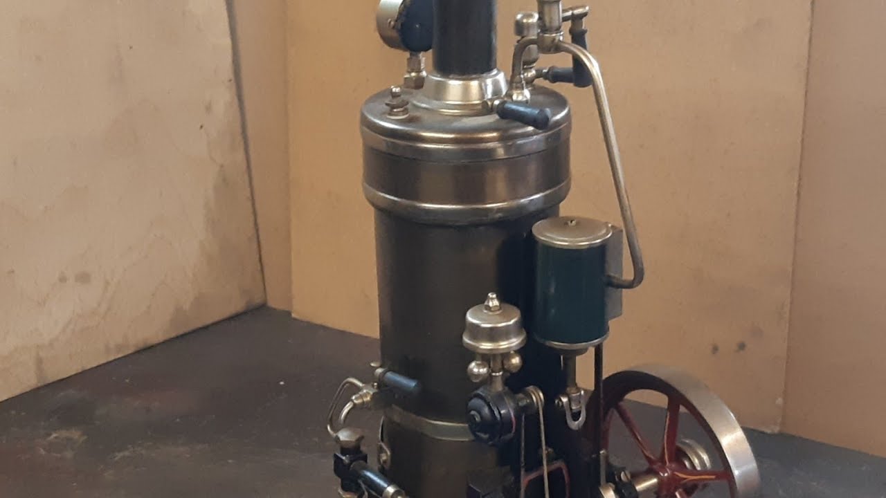 Stehende Dampfmaschine Bing 130/113  Dickkopf