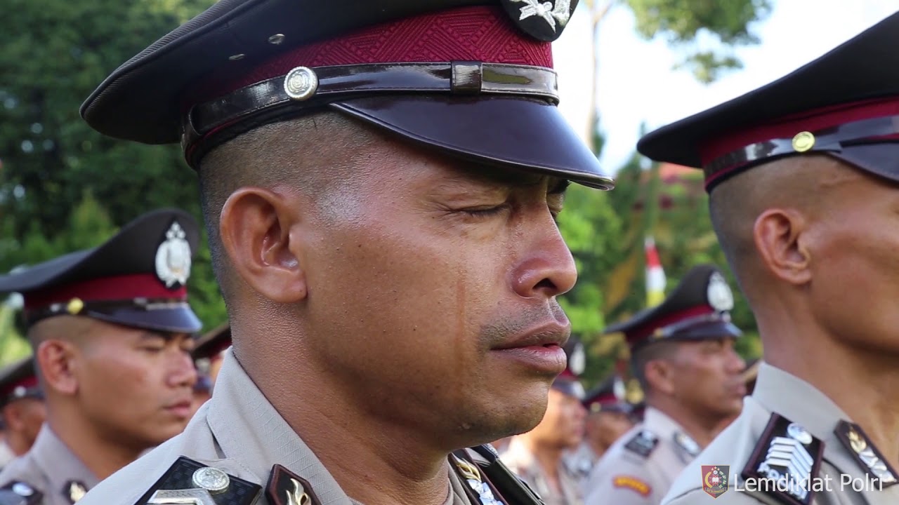 ACARA TRADISI SEKOLAH INSPEKTUR POLISI ANGKATAN 49