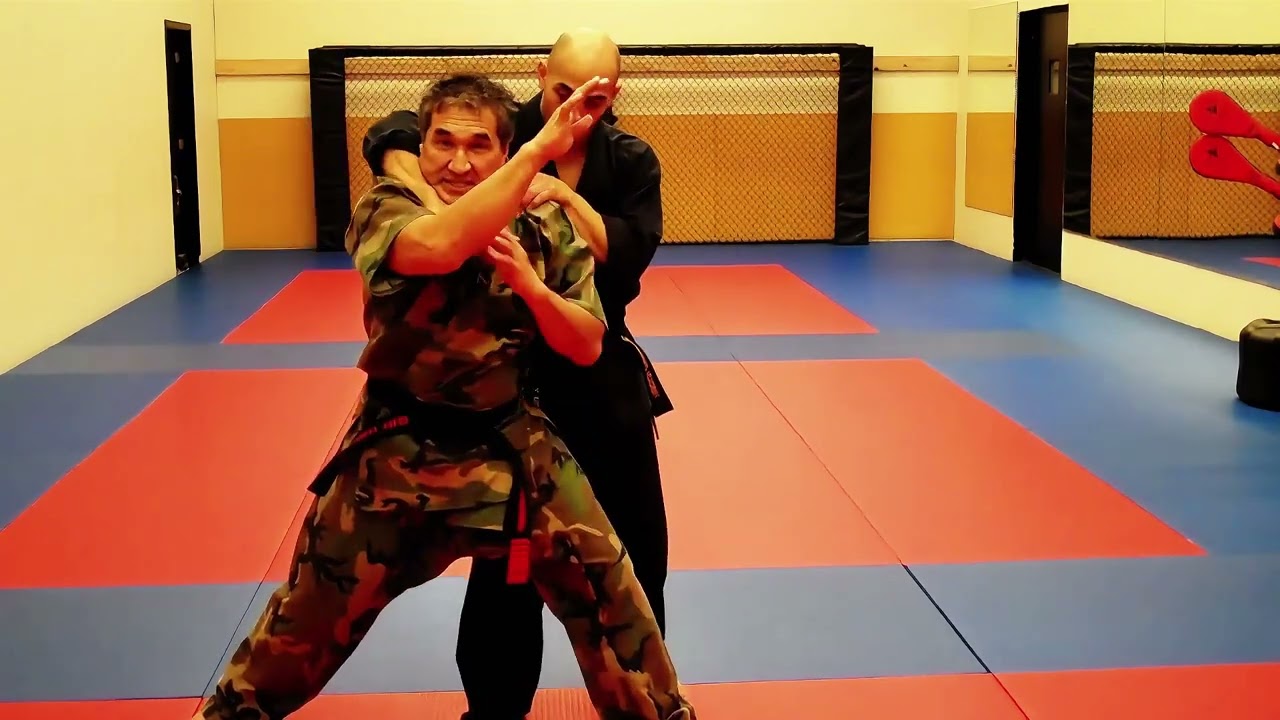 Self Defense against knife attack. #martialarts #martialartstraining