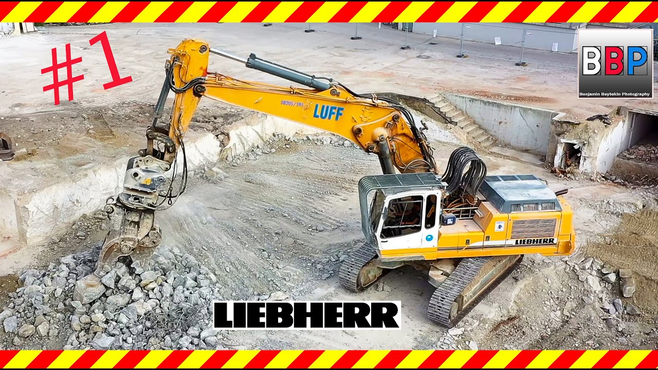 Liebherr R 954B Abbruchbagger mit Pulverisierer, Augsburg, Germany, 20.10.2021. #1