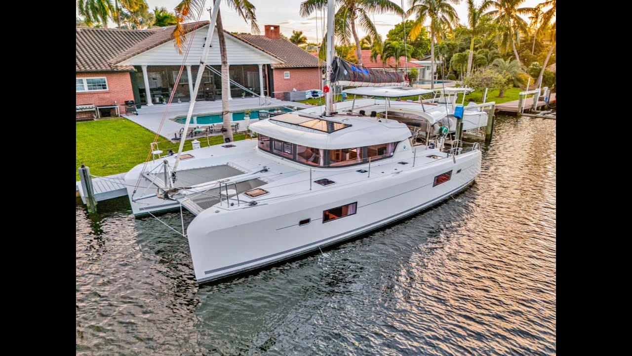 2018 Lagoon 42 Owners Version Tour