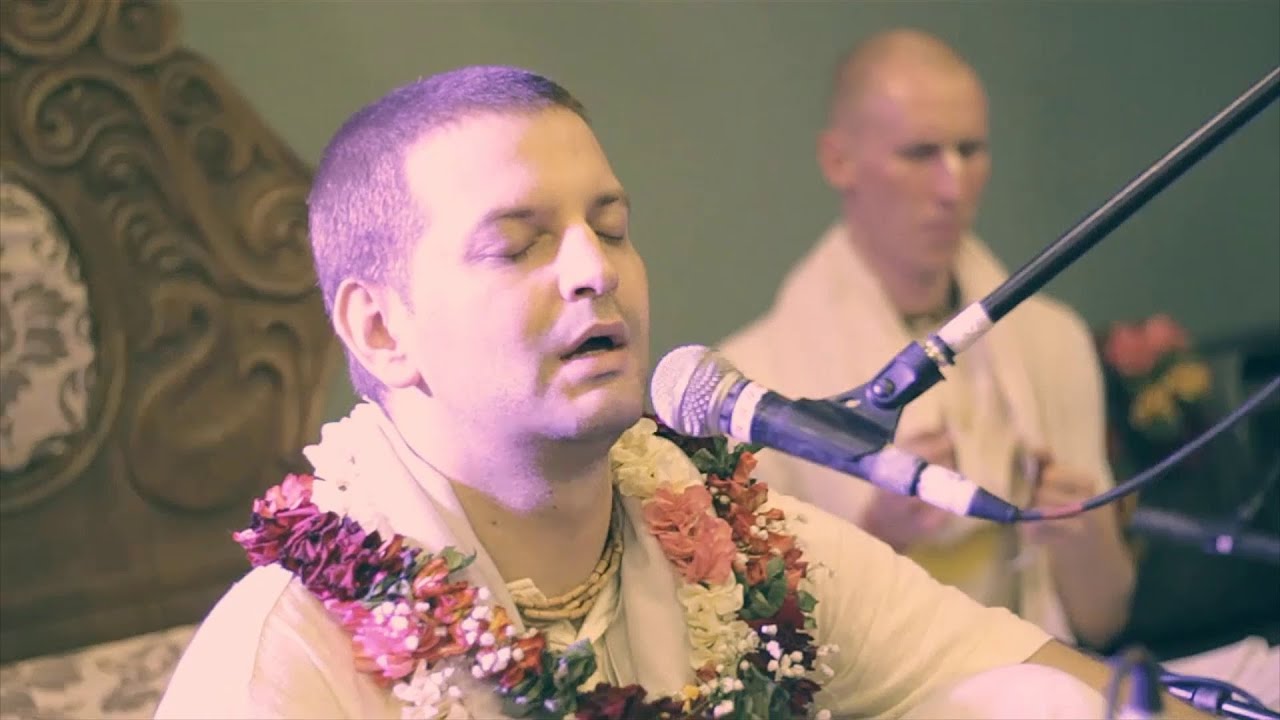 WAVES OF KIRTAN #18 // Ojasvi Prabhu - Vaishnava winter festival BALTIC 2015