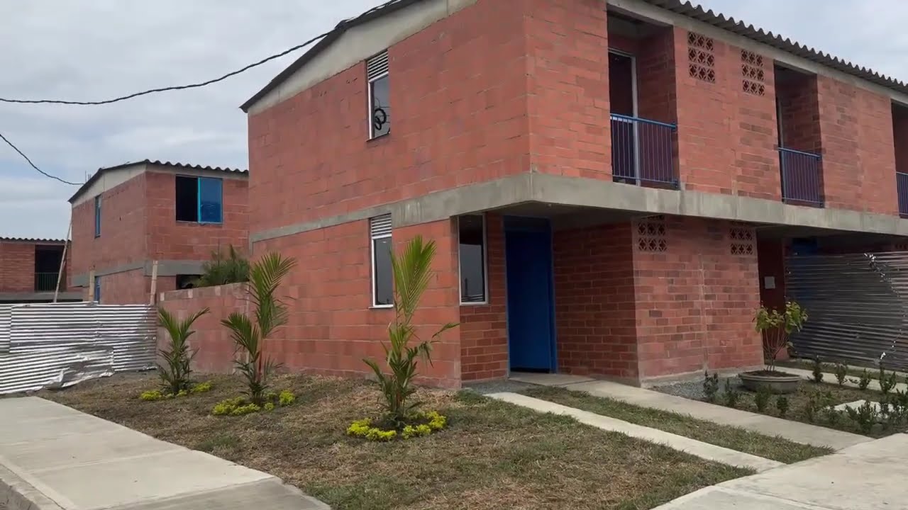 Casa modelo Orquídea Proyecto Ciudad Amiga - Constructora Normandia