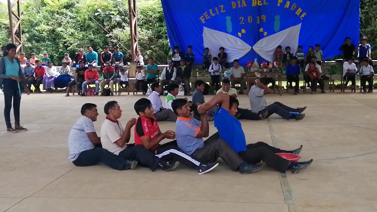 Juego recreativo en el día del padre.