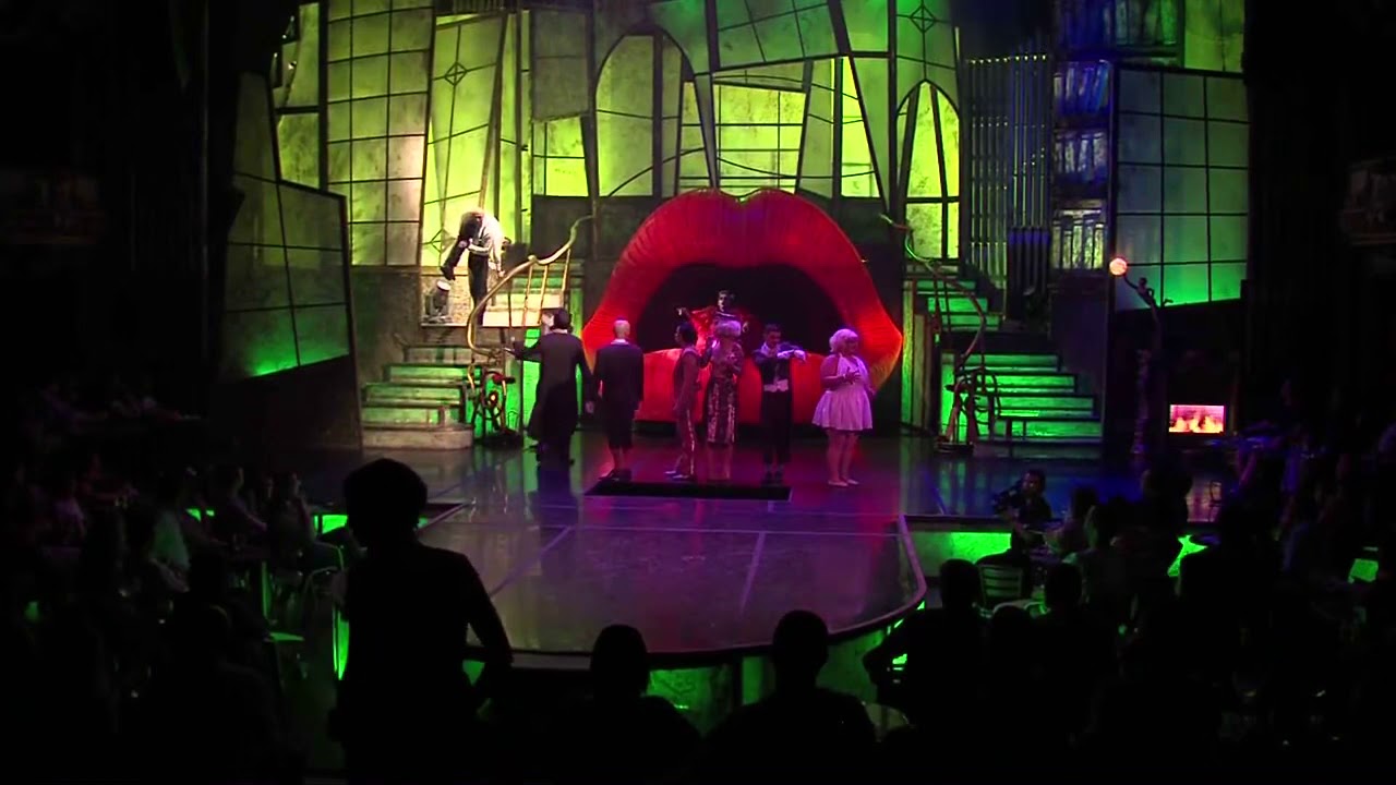 DuoFlash Eccentric acrobats