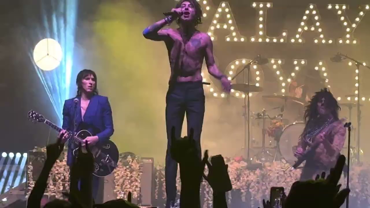 Fever Dream - Palaye Royale - Live @ KEMBA Live! 9/29/22