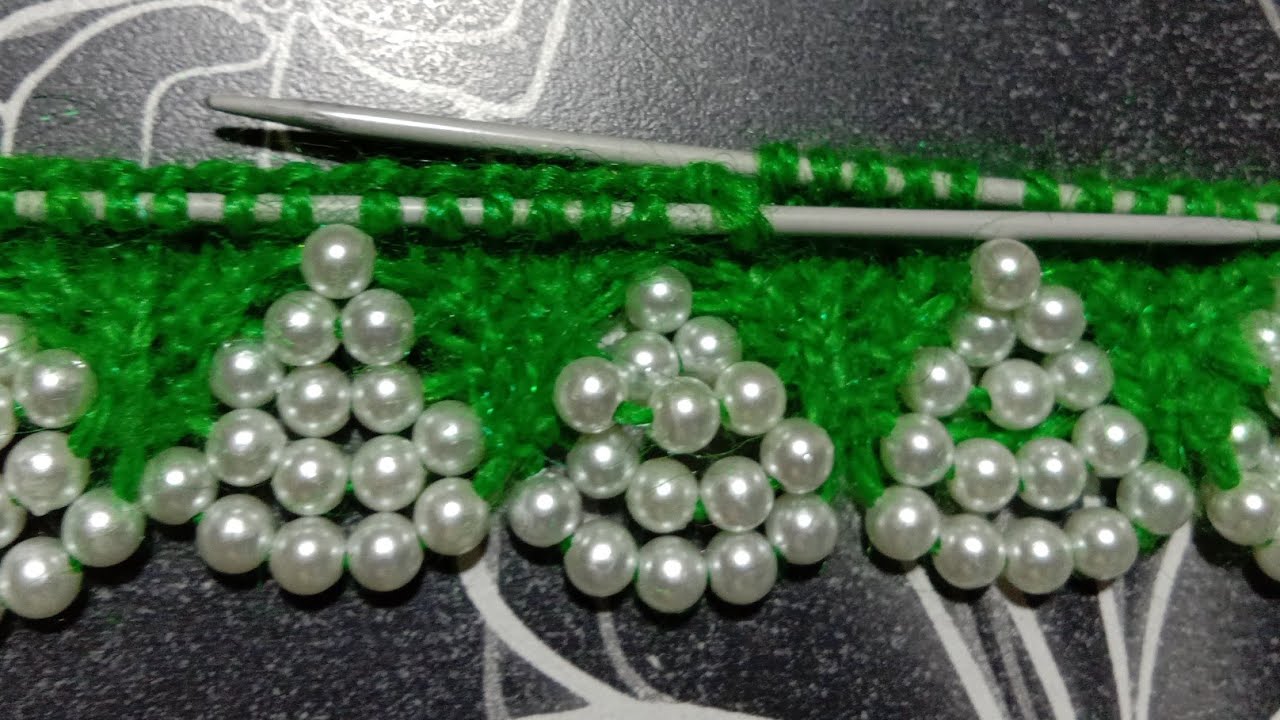 New knitting design Learn how to knit a beaded border for your projects