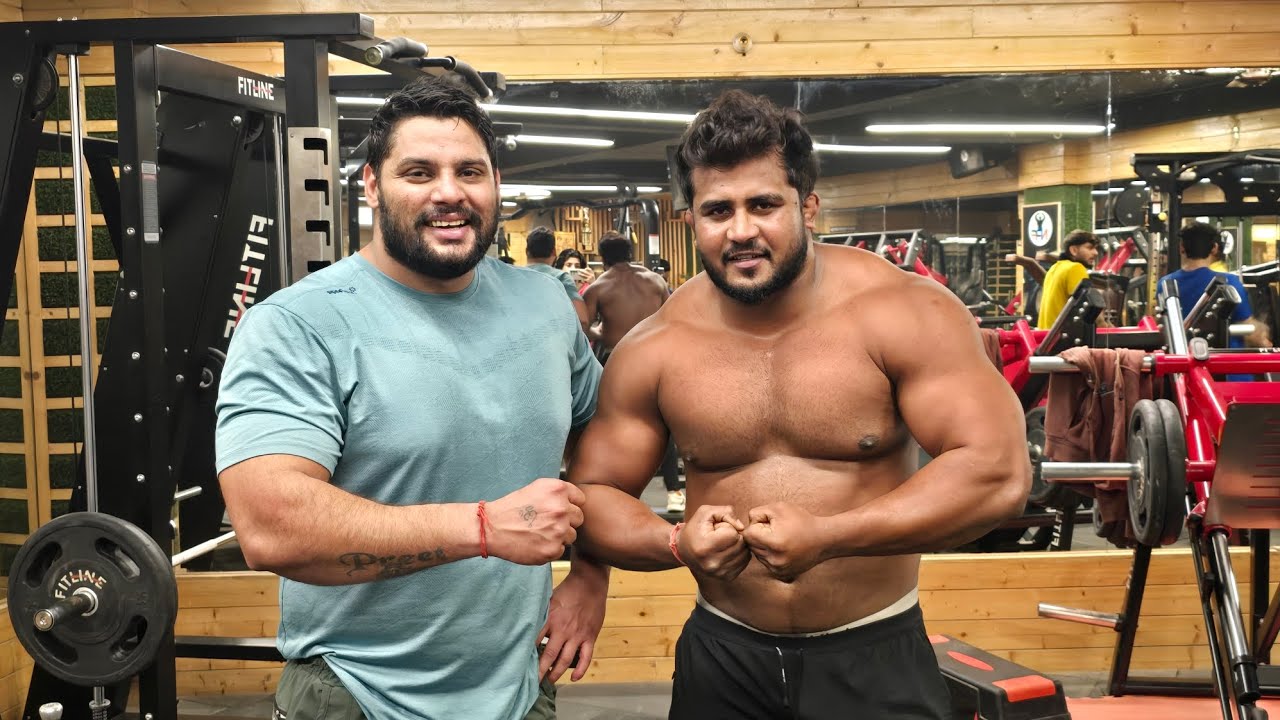 Workout with preet pepsu 💪//shoulder workout 