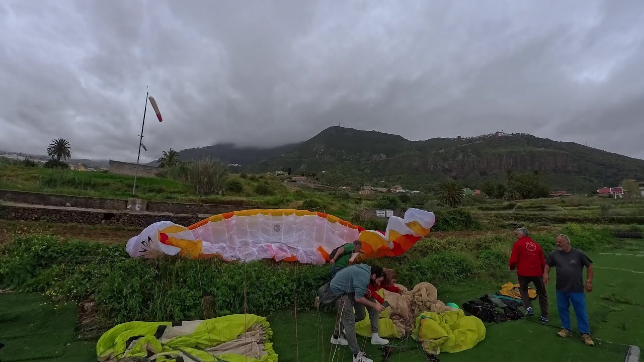 Paragliding - Out of Control - 6 years of paragliding glitches
