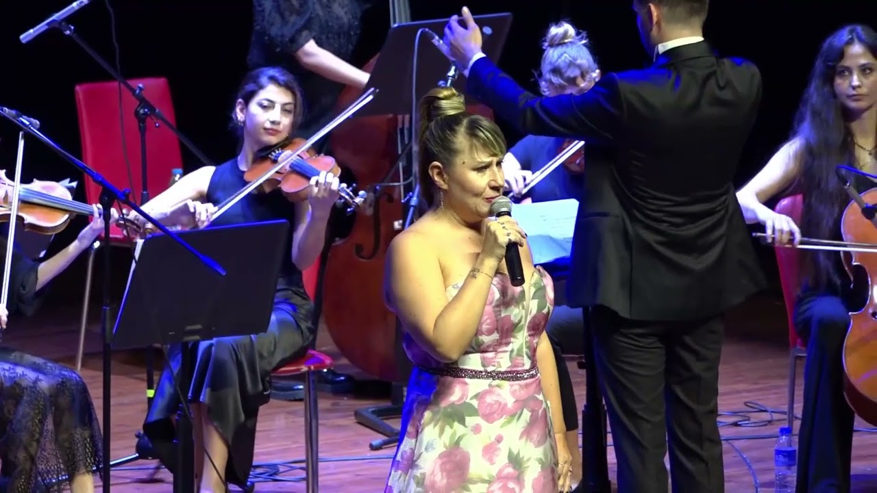 Pınar TEMİZEL ÇULHA ve Batuğhan Çakmak Orkestrası