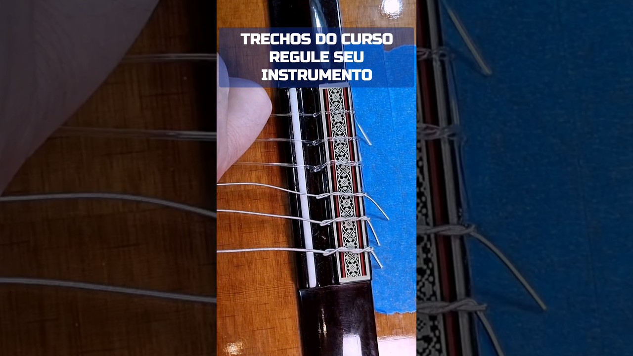 Como Colocar Cordas em Viol&atilde;o de Nylon?