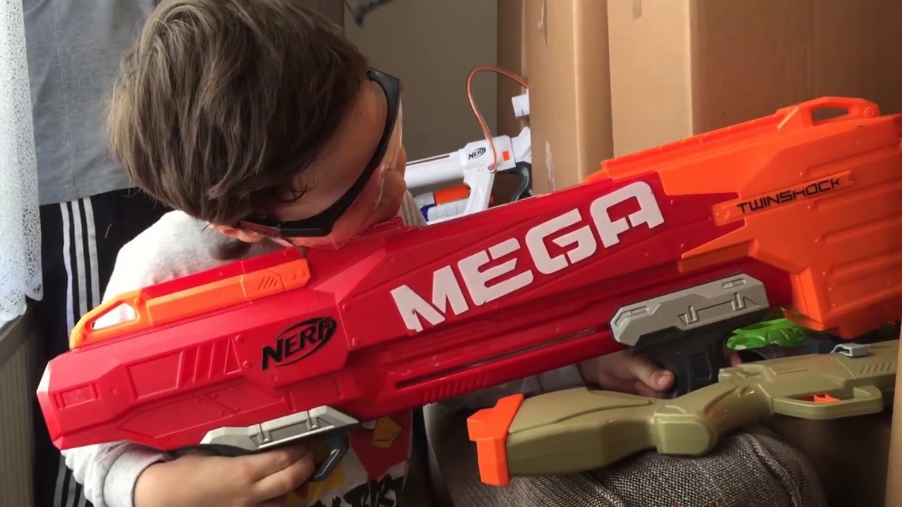 Ailece büyük kapışma Nerf Savaşı ,Family nerf war , EFE ile KEREM