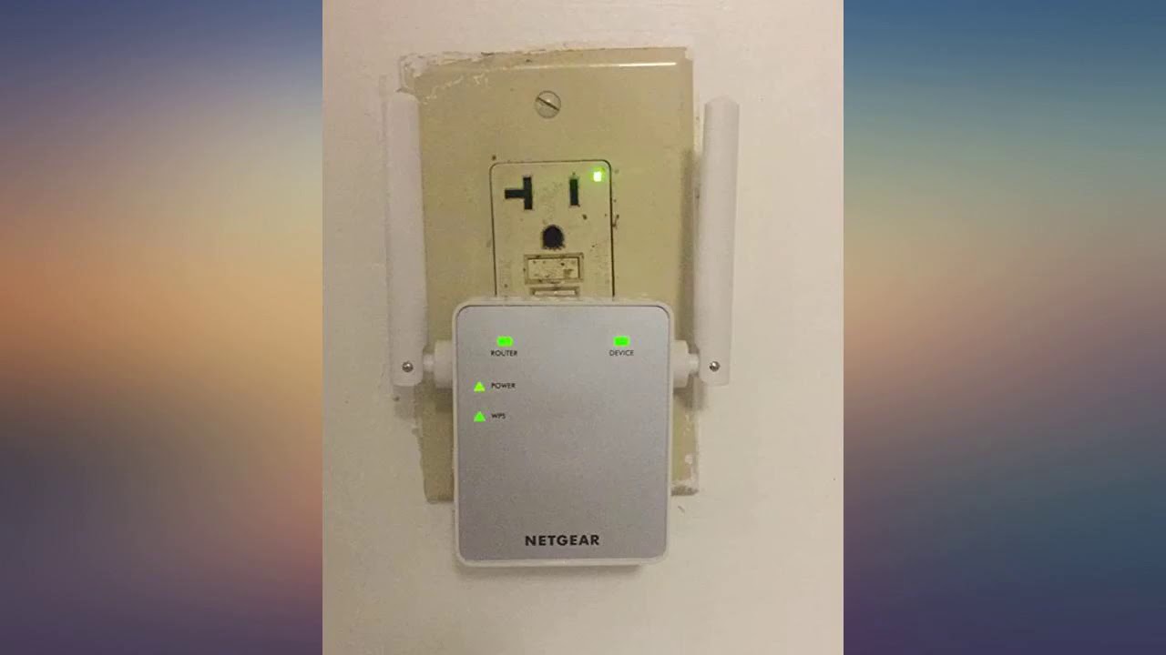 NETGEAR WiFi Range Extender EX3700 - Coverage up to 1000 sq.ft. and 15 devices with AC750