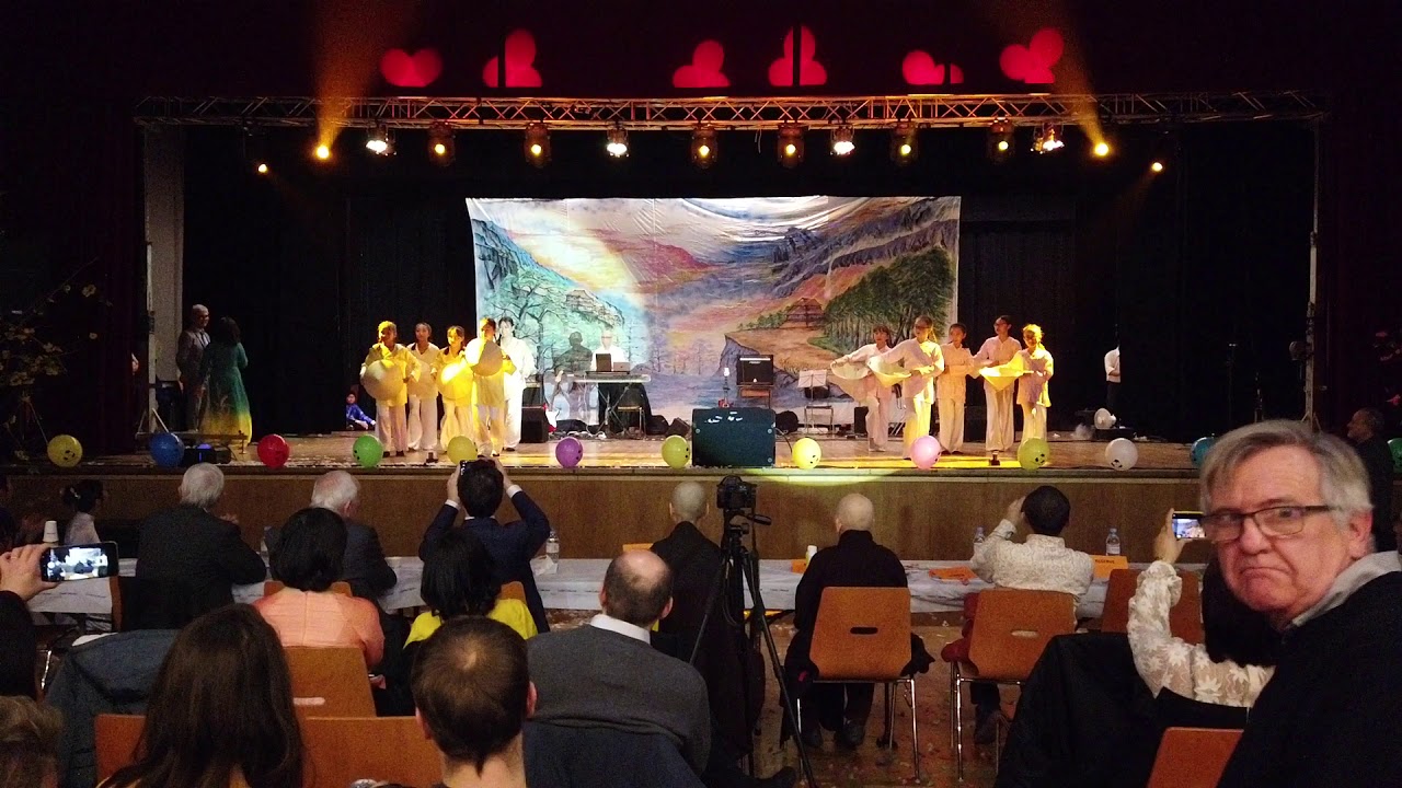 Buc Hoa Dong Que - GDPT Pho Hien - Strasbourg
