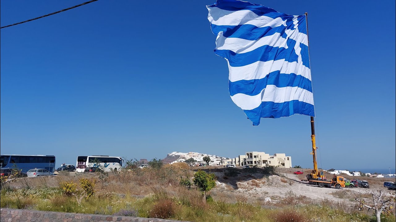 H ΜΕΓΑΛΥΤΕΡΗ ΕΛΛΗΝΙΚΗ ΣΗΜΑΙΑ   ΣΤΗ ΣΑΝΤΟΡΙΝΗ 28 10 2022