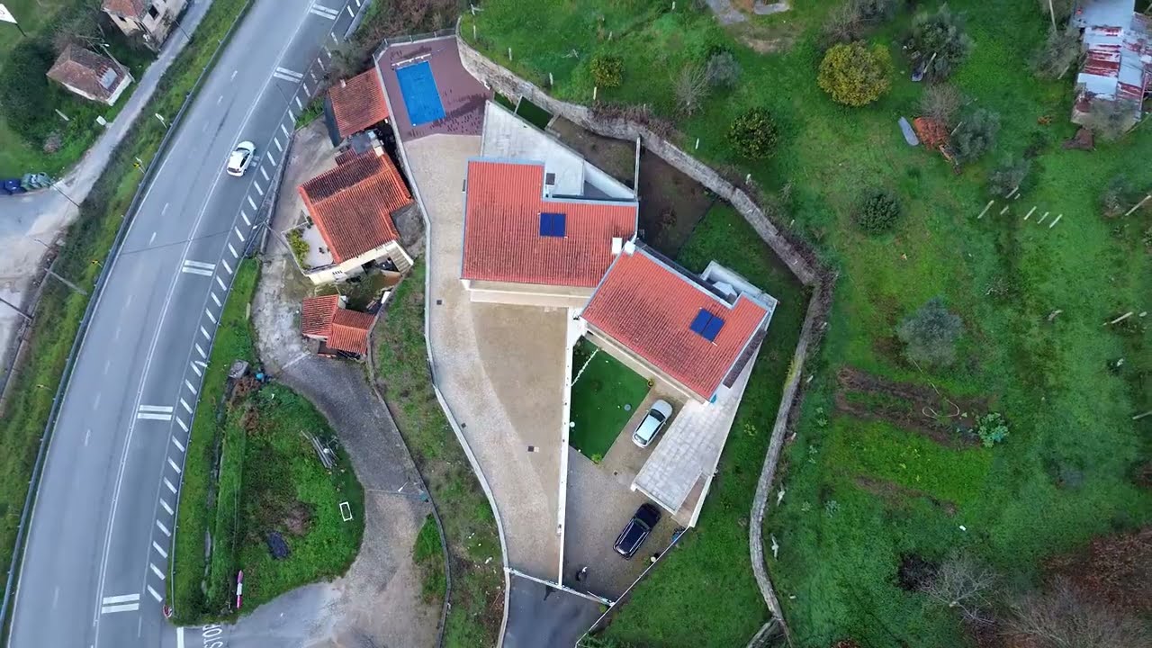 Moradia T4 com Piscina - Arouca
