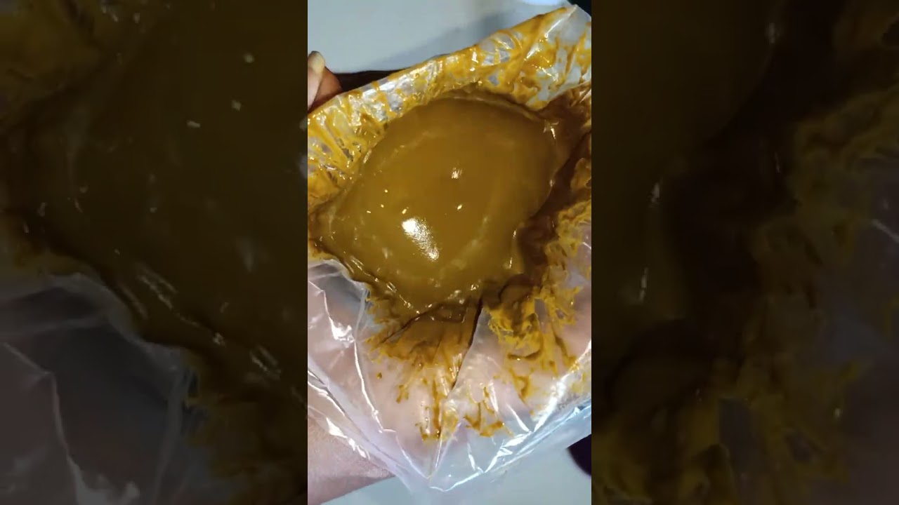 how to make perfect henna paste without air bubble...and smooth cone..#indianwedding #bridalhenna