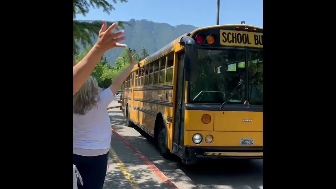 5th Grade Clap Out & Bus Loop Goodbye | Opstad Elementary School