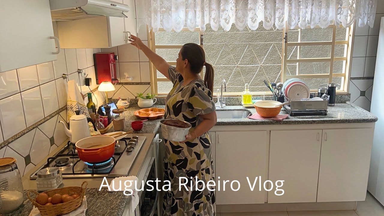 Rotina diária dona de casa | Receitas simples, assar bolo de chocolate, rotina da manhã | VLOG